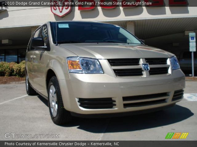 2010 Dodge Grand Caravan SE in White Gold Pearl