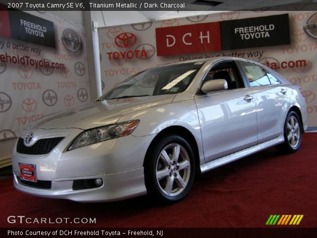 2007 Toyota Camry SE V6 in Titanium Metallic