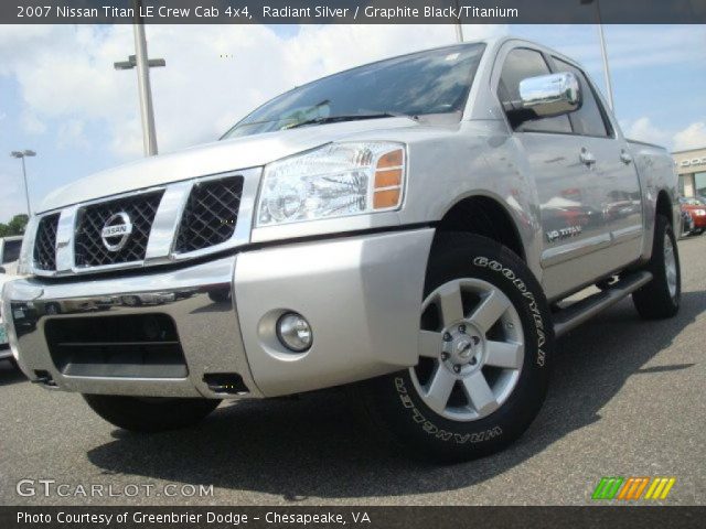 2007 Nissan Titan LE Crew Cab 4x4 in Radiant Silver