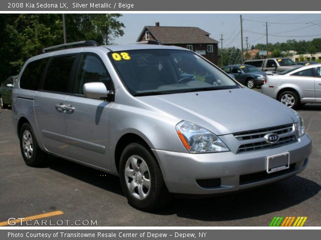 2008 Kia Sedona LX in Silver Metallic