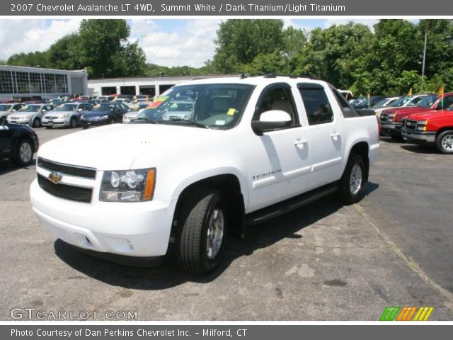 2007 Chevrolet Avalanche LT 4WD in Summit White