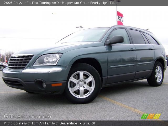 2006 Chrysler Pacifica Touring AWD in Magnesium Green Pearl