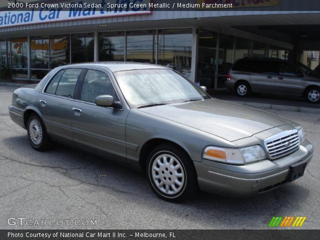 2000 Ford Crown Victoria Sedan in Spruce Green Metallic