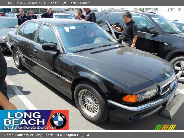 2000 BMW 7 Series 740iL Sedan in Jet Black