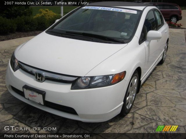 2007 Honda Civic LX Sedan in Taffeta White