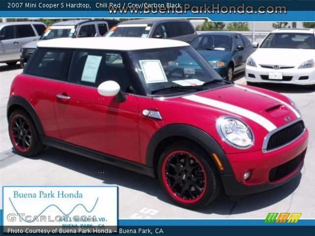 2007 Mini Cooper S Hardtop in Chili Red