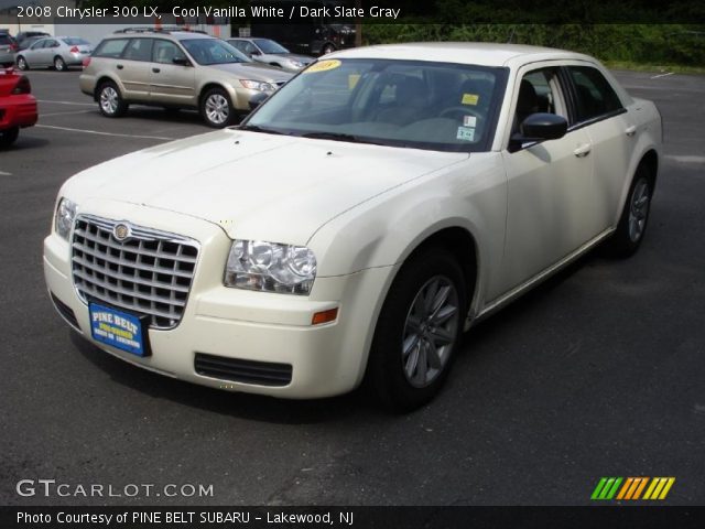 2008 Chrysler 300 LX in Cool Vanilla White