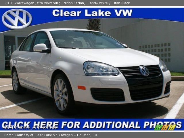 2010 Volkswagen Jetta Wolfsburg Edition Sedan in Candy White