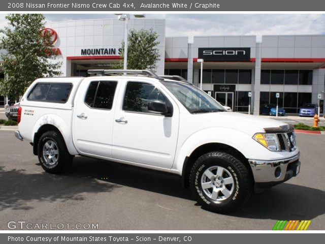 2008 Nissan Frontier Nismo Crew Cab 4x4 in Avalanche White