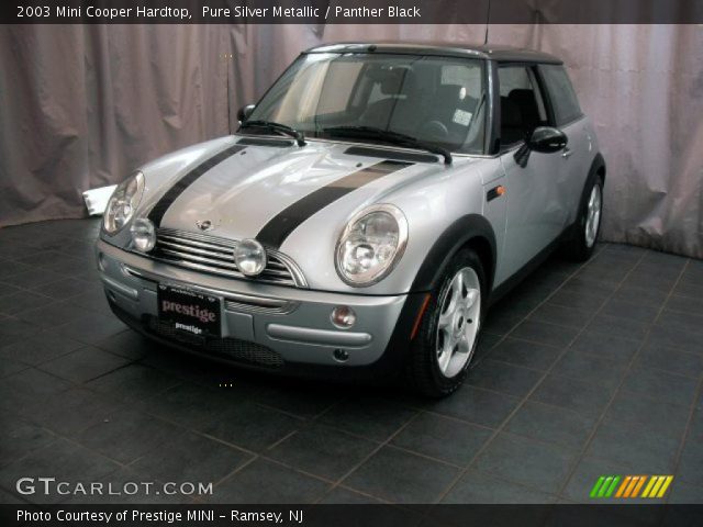2003 Mini Cooper Hardtop in Pure Silver Metallic
