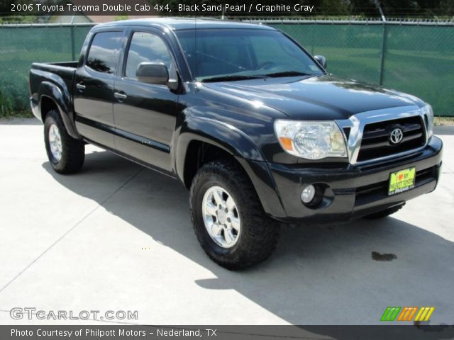 2006 Toyota Tacoma Double Cab 4x4 in Black Sand Pearl