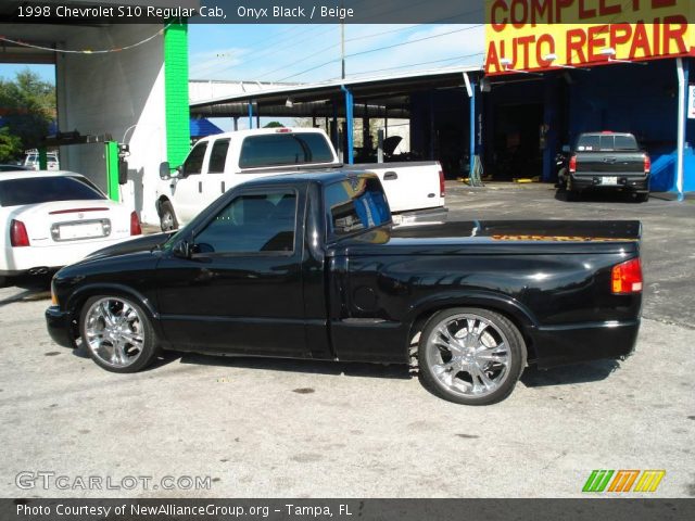 1998 Chevrolet S10 Regular Cab in Onyx Black