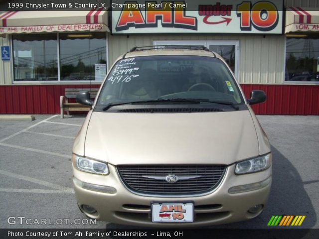 1999 Chrysler Town & Country LX in Champagne Pearl