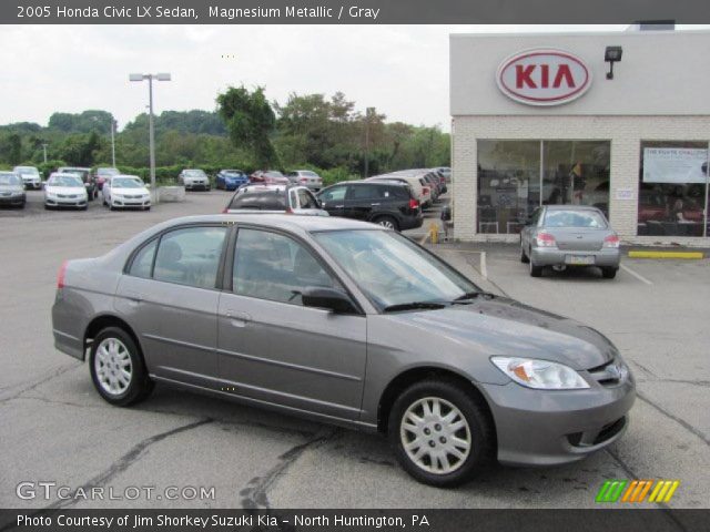 2005 Honda Civic LX Sedan in Magnesium Metallic