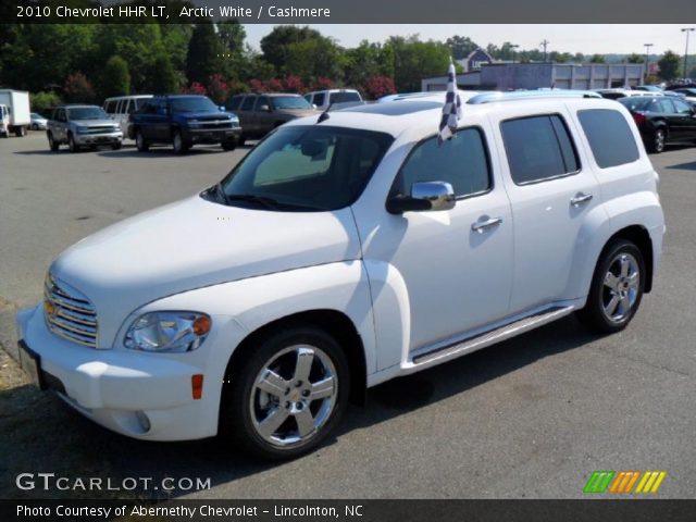 2010 Chevrolet HHR LT in Arctic White