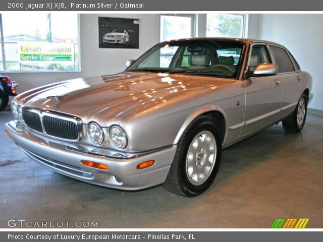2000 Jaguar XJ XJ8 in Platinum Silver