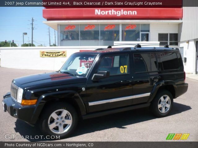 2007 Jeep Commander Limited 4x4 in Black Clearcoat