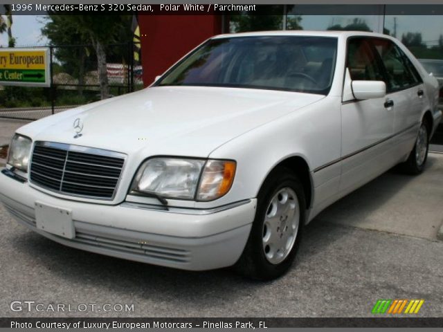 1996 Mercedes-Benz S 320 Sedan in Polar White