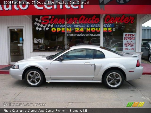 2004 Ford Mustang GT Coupe in Silver Metallic