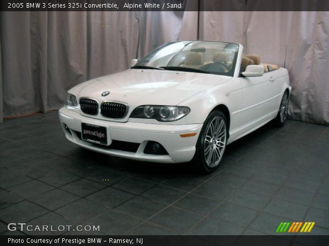 2005 BMW 3 Series 325i Convertible in Alpine White