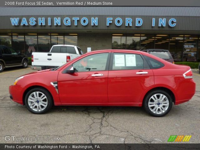 2008 Ford Focus SE Sedan in Vermillion Red