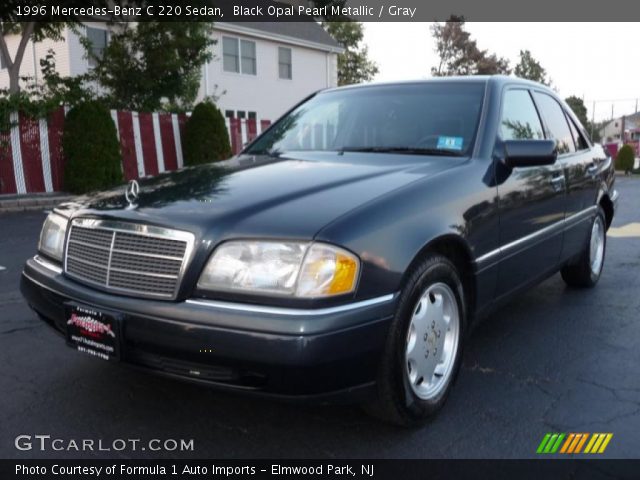 1996 Mercedes-Benz C 220 Sedan in Black Opal Pearl Metallic