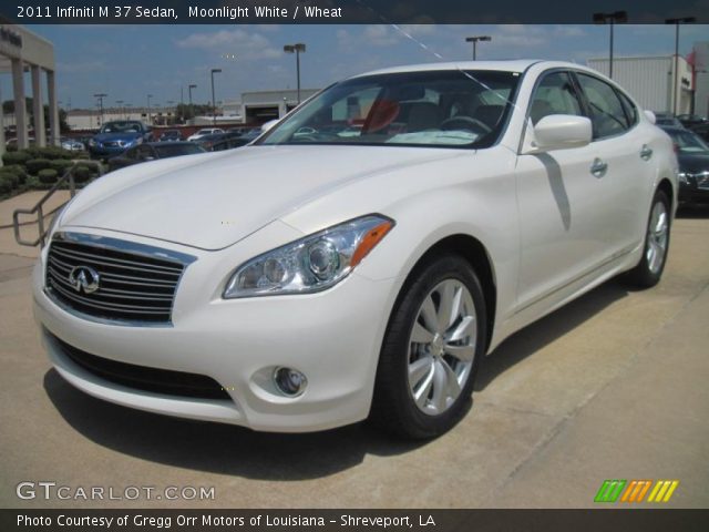 2011 Infiniti M 37 Sedan in Moonlight White