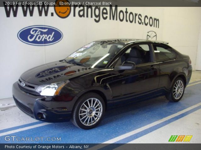 2009 Ford Focus SES Coupe in Ebony Black