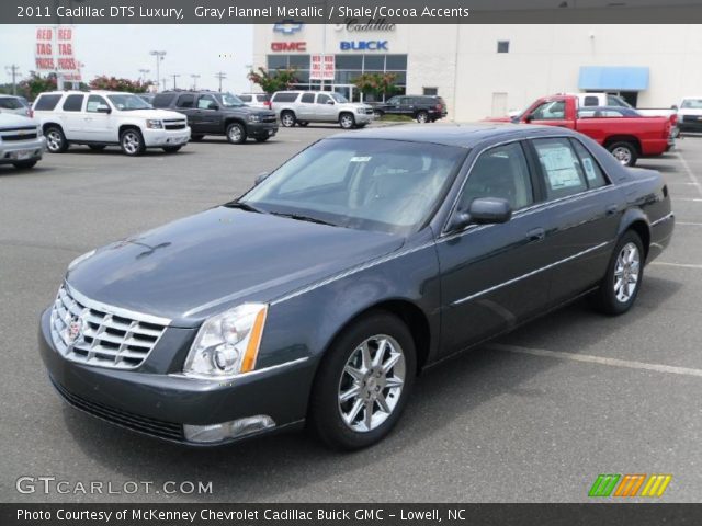 2011 Cadillac DTS Luxury in Gray Flannel Metallic