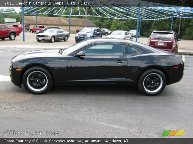 2011 Chevrolet Camaro LS Coupe in Black