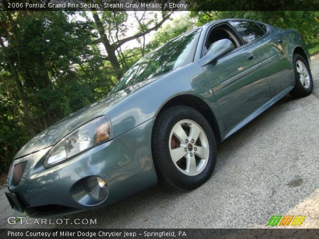 2006 Pontiac Grand Prix Sedan in Stealth Gray Metallic