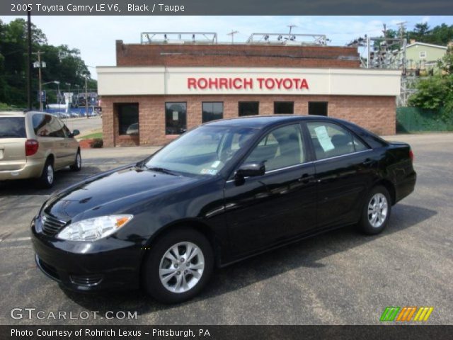 2005 Toyota Camry LE V6 in Black