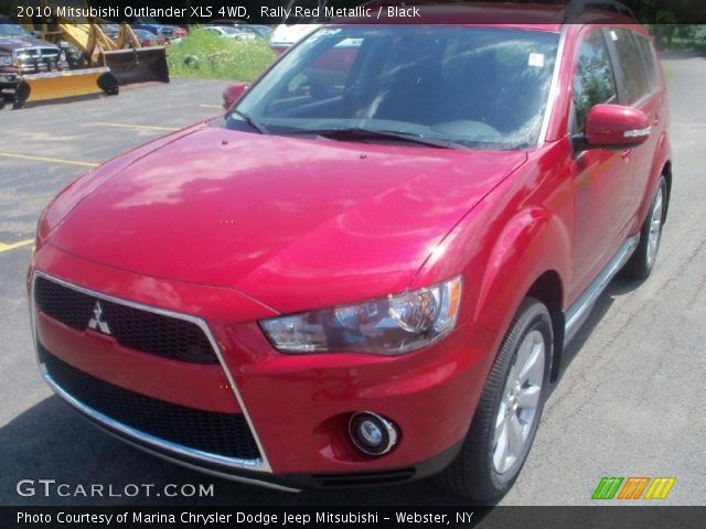 2010 Mitsubishi Outlander XLS 4WD in Rally Red Metallic