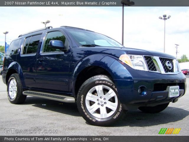 2007 Nissan Pathfinder LE 4x4 in Majestic Blue Metallic