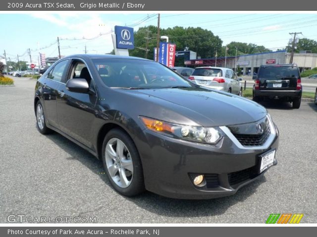 2009 Acura TSX Sedan in Grigio Metallic