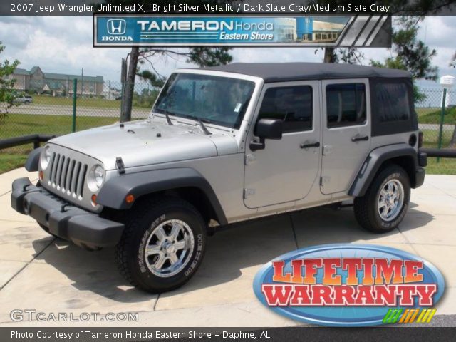 2007 Jeep Wrangler Unlimited X in Bright Silver Metallic