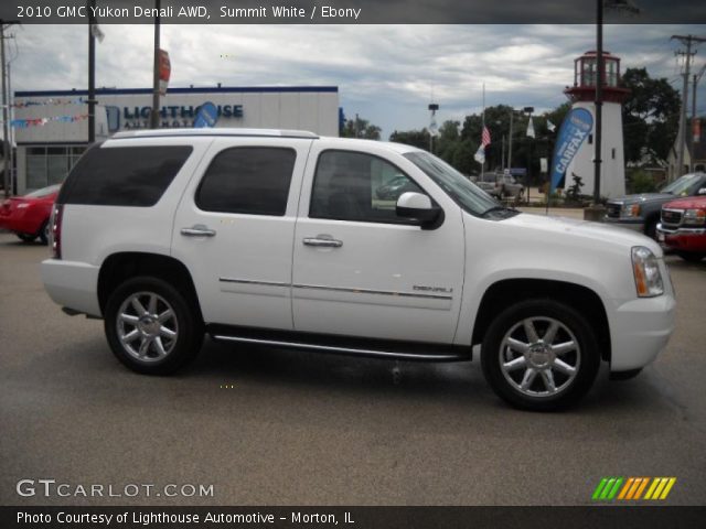 2010 GMC Yukon Denali AWD in Summit White