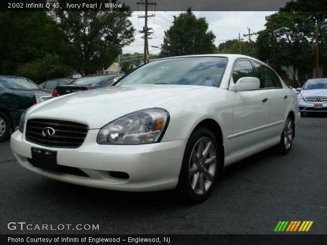2002 Infiniti Q 45 in Ivory Pearl
