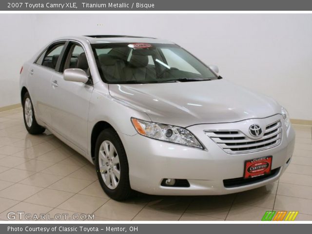 2007 Toyota Camry XLE in Titanium Metallic