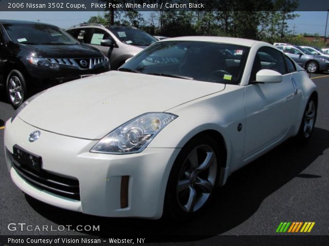 2006 Nissan 350Z Coupe in Pikes Peak White Pearl