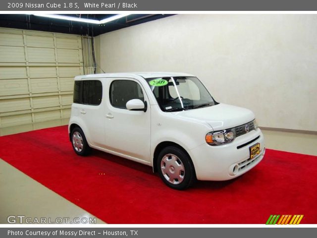 2009 Nissan Cube 1.8 S in White Pearl