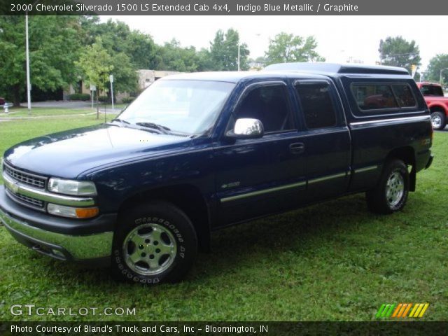 2000 Chevrolet Silverado 1500 LS Extended Cab 4x4 in Indigo Blue Metallic