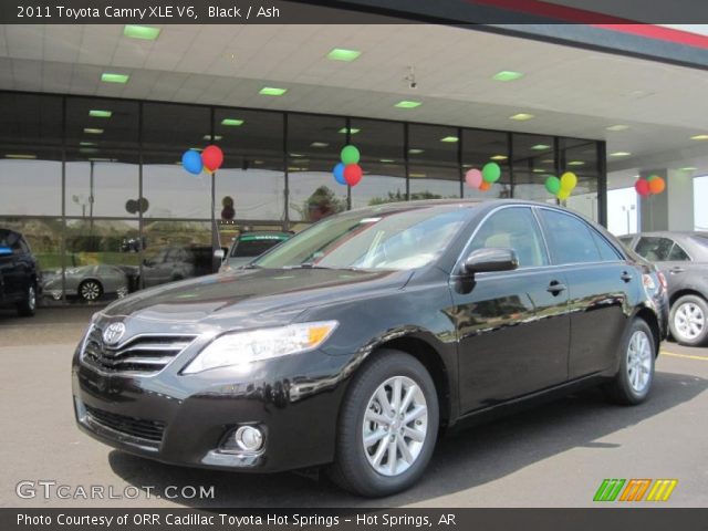 2011 Toyota Camry XLE V6 in Black