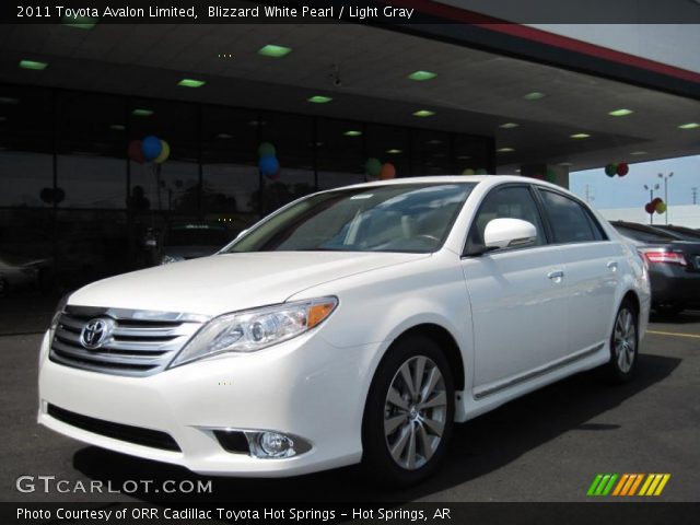 2011 Toyota Avalon Limited in Blizzard White Pearl