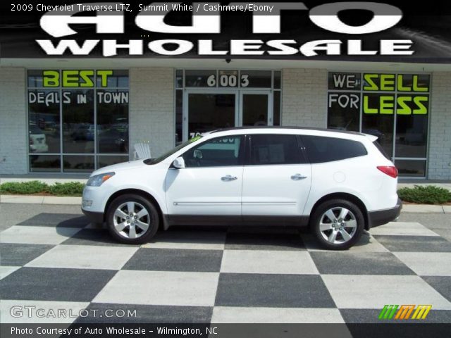 2009 Chevrolet Traverse LTZ in Summit White