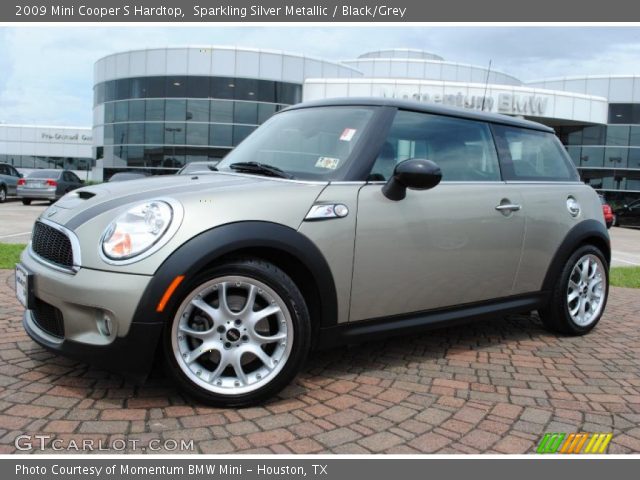 2009 Mini Cooper S Hardtop in Sparkling Silver Metallic