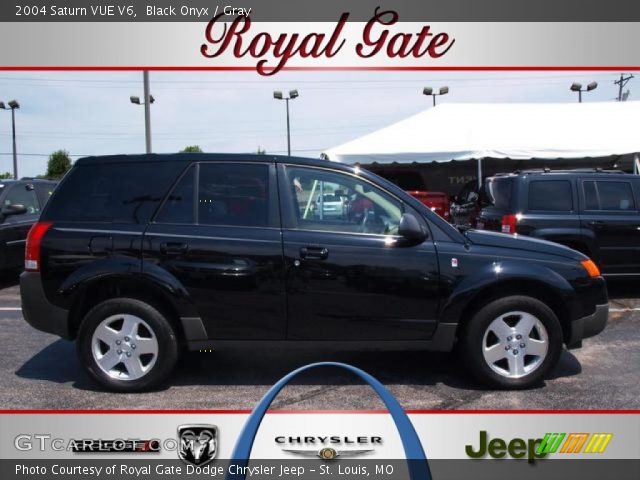 2004 Saturn VUE V6 in Black Onyx