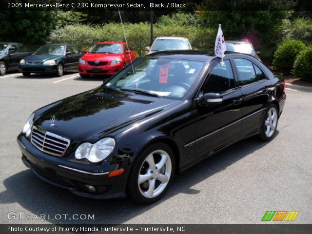2005 Mercedes-Benz C 230 Kompressor Sedan in Black