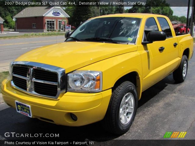 2007 Dodge Dakota SLT Quad Cab 4x4 in Detonator Yellow