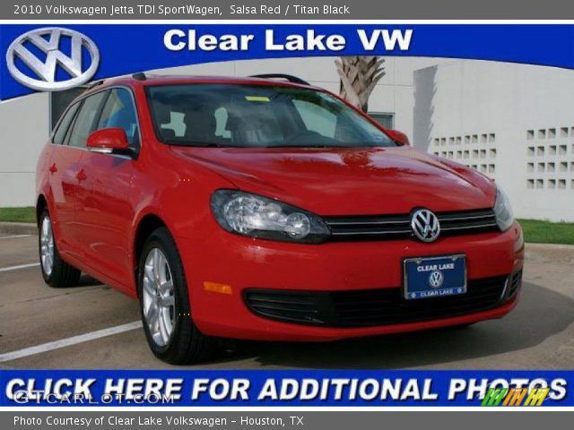2010 Volkswagen Jetta TDI SportWagen in Salsa Red